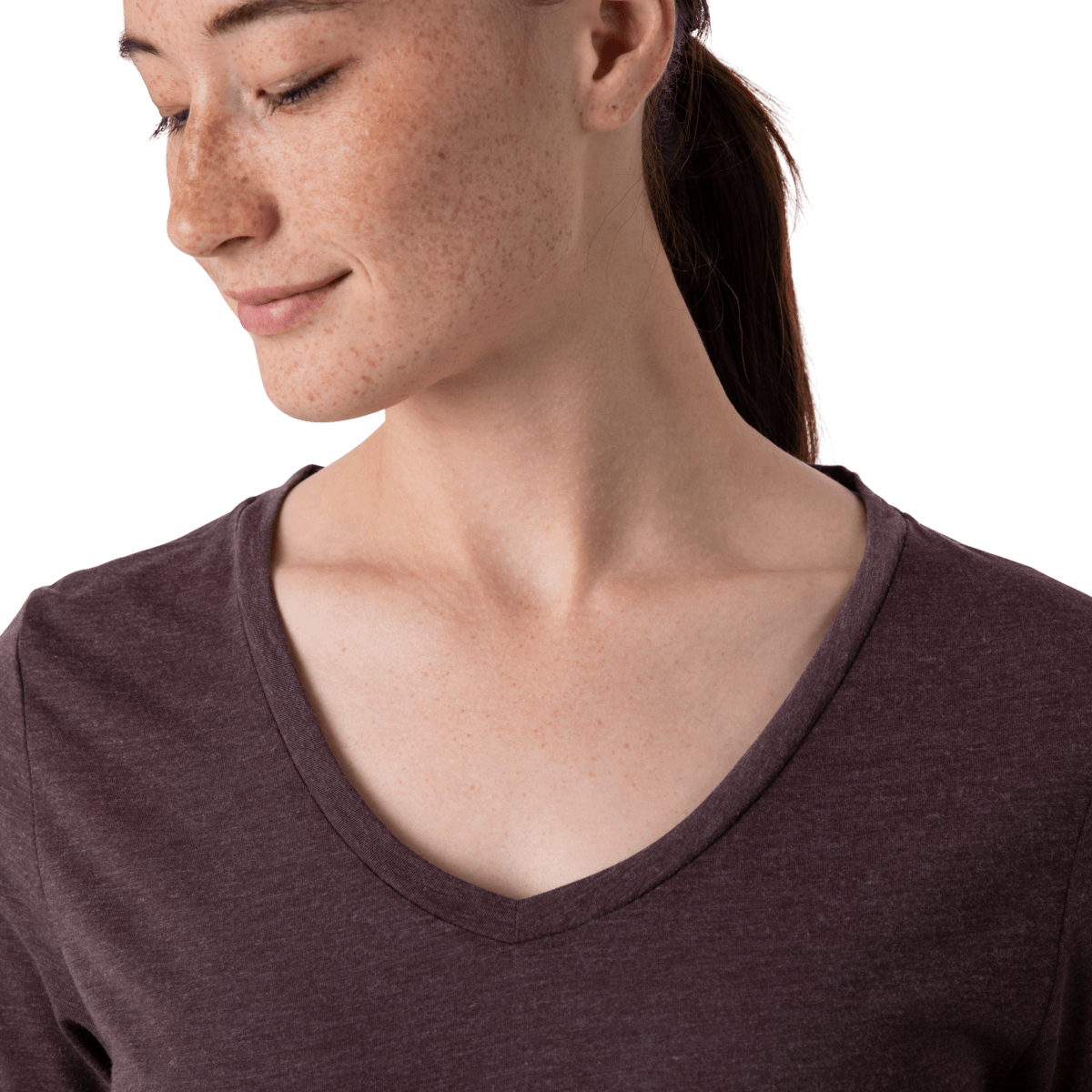 products/1200x1200png-f21_w_paseo_travel_tee_black_iris_detail_ec60c43d-d6a6-4398-ab8c-a2702b410917.png